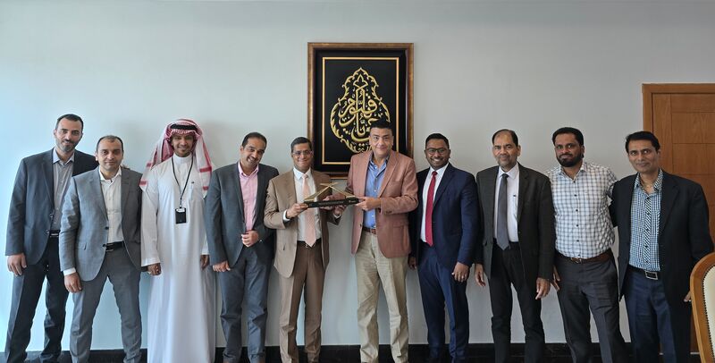 Abeer medical group presents token to Tamer Healthcare